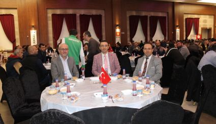 Üyelerimizle İftar Programında Buluştu Fotograf Galerisi